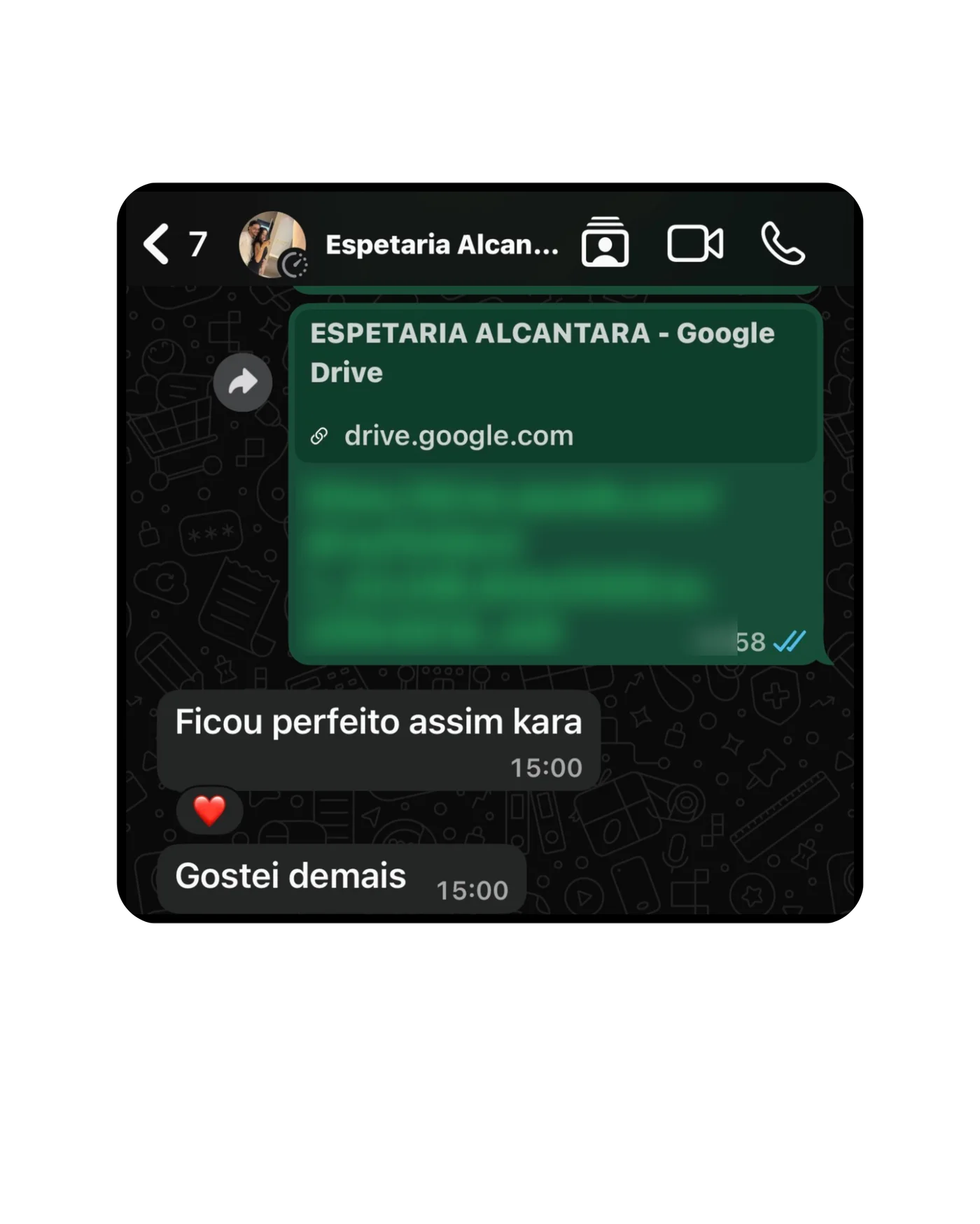 Mensagem de cliente da Espetaria Alcântara elogiando o cardápio entregue: "Ficou perfeito assim, kara... gostei demais".